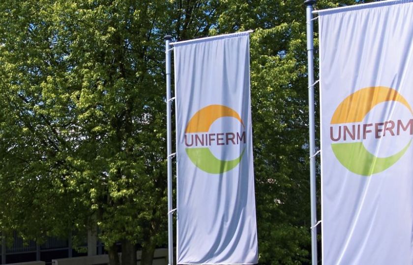 Über UNIFERM